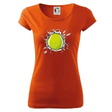 Tenisový míč v triku