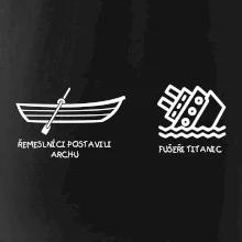 Řemeslnici postavili archu, fušeři Titanic
