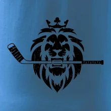 Lev s hokejkou v tlamě