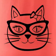 Kočičí holka s brýlemi