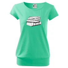 Knihy černobílé na sobě