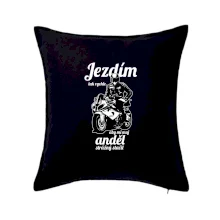 Silniční motorka - jezdím tak rychle, aby mi můj anděl strážný stačil