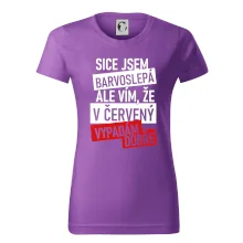 Sice jsem barvoslepá, ale vím, že v červené vypadám dobře