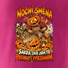 Noční směna dýňáka s motorovou pilou
