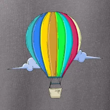 Horkovzdušný balon v oblacích