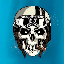 Motorkářská helma a doutník