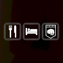 Eat sleep MMA v řádku