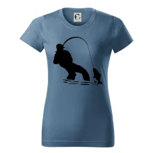 Rybář tahající rybu