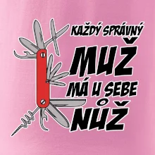 Každý správný muž, má u sebe nůž