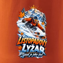 Listopadový lyžař král zasněžených svahů
