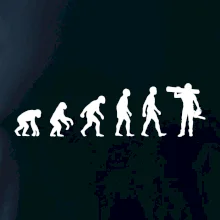 Evoluce dřevorubec - pila a kmen Evoluce dřevorubec - pila a kmen