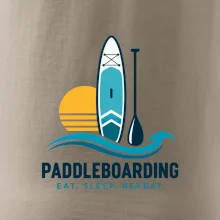Paddleboard s pádlem při západu slunce eat sleep repeat