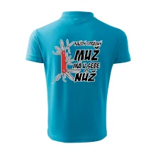 Každý správný muž, má u sebe nůž