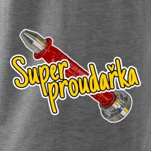 Super proudařka
