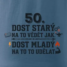 50 - dost starý na to vědět jak  - modrý nápis
