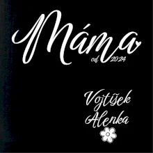 Máma od roku + jména dětí dole vlevo