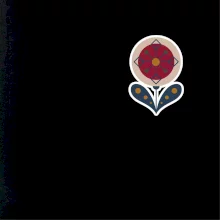 Folklor na prsu květina kulatá