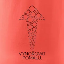 Vynořovat pomalu šipka vzhůru vytvořená z potápěčských bublinek