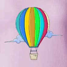 Horkovzdušný balon v oblacích