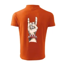 Rocková ruka s náramkem