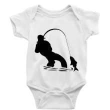 Rybář tahající rybu