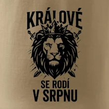 Lev a meče králové se rodí v srpnu