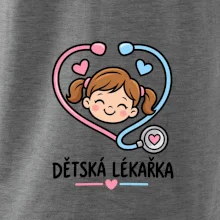 Dětská lékařka - holčička v srdci ze stetoskopu
