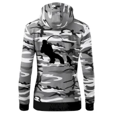 Rybář tahající rybu