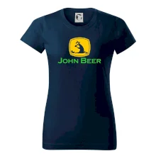 John Beer jelen s pivem