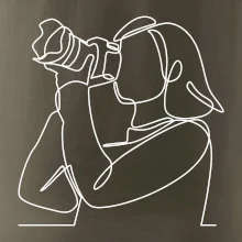 Fotografka stojící jedním tahem