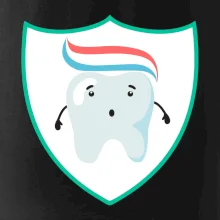 Zoubek na prsu - zubní pasta