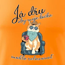Já dřu, aby moje kočka mohla relaxovat