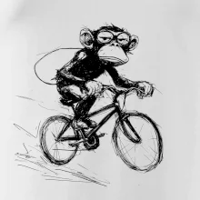 Opice s batohem na kole