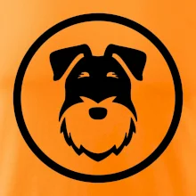 Knírač v kolečku na prsu