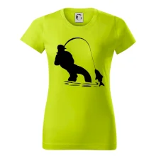 Rybář tahající rybu