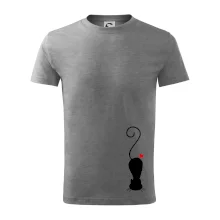 Zamilovaná kočka ležící