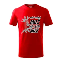 Každý správný muž, má u sebe nůž