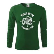 Trust me Photographer