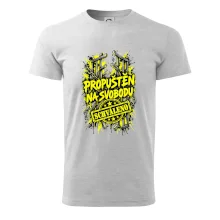 PROPUŠTĚN NA SVOBODU