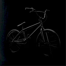 BMX kolo ve tmě