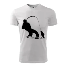 Rybář tahající rybu