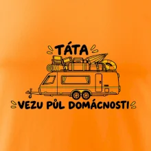 Táta vezu půl domácnosti rodinný karavan