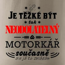Je těžké být tak neodolatelný - motorkář