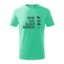 Ride Eat Sleep Repeat koně