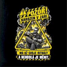 Pozor! narozen v září