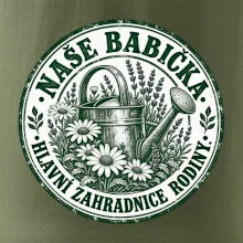 Naše babička hlavní zahradnice rodiny vintage konev