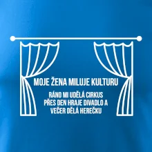 Žena miluje kulturu