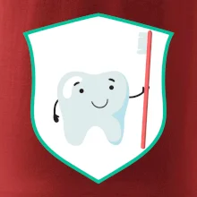 Zoubek na prsu - zubní kartáček