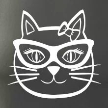 Kočičí holka s brýlemi