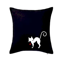 Zamilovaná kočka prohnutá